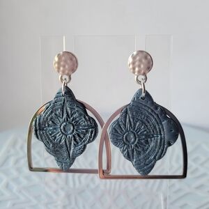 Elegant Blue Geometric Earrings
